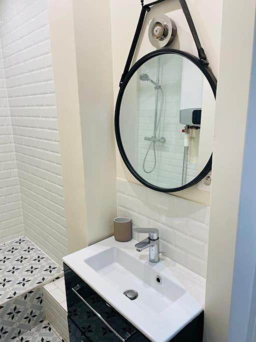 Charming & Cocooning Flat - Canal De L'Ourq Pantin Εξωτερικό φωτογραφία